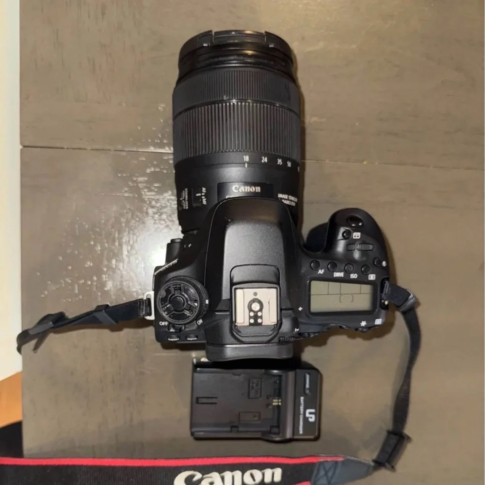 Canon EOS 80D DSLR Camera with 18-135mm Lens